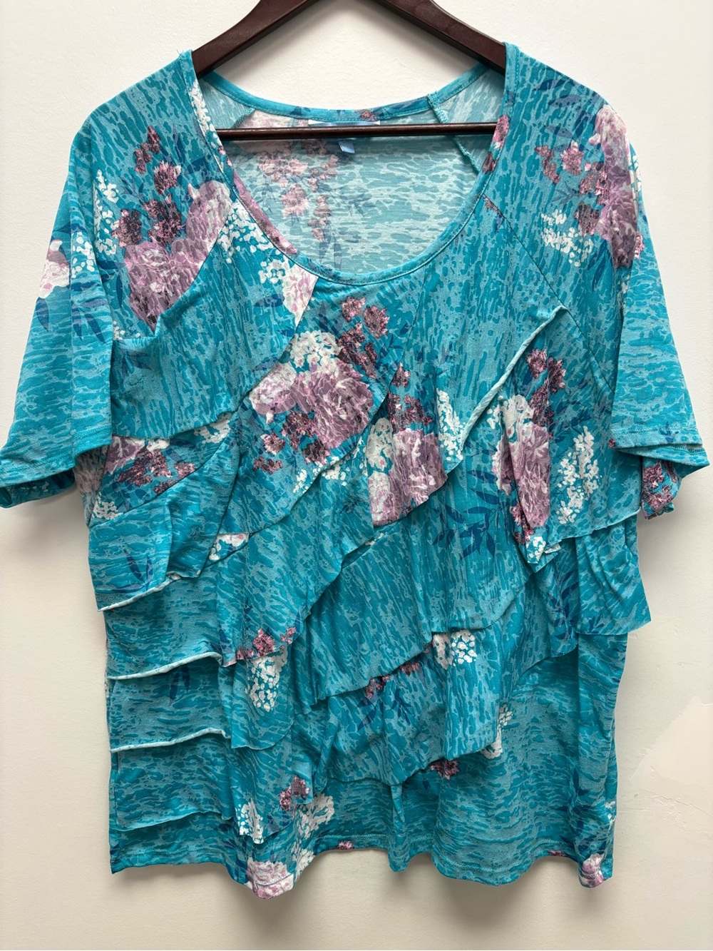 4 for $25 💙 Penmans Aqua Floral Ruffle Top 3X 💙